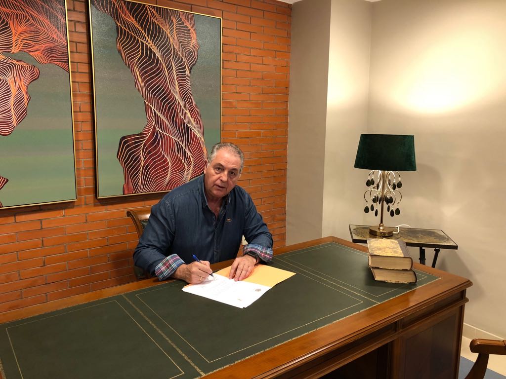 COMMelilla's tweet photo. Presidente del Ilustre Colegio Oficial de Médicos de Melilla 
  Jesus Francisco Delgado Aboy 
#StopAgresionesASanitarios https://t.co/QYTvKSpG4A