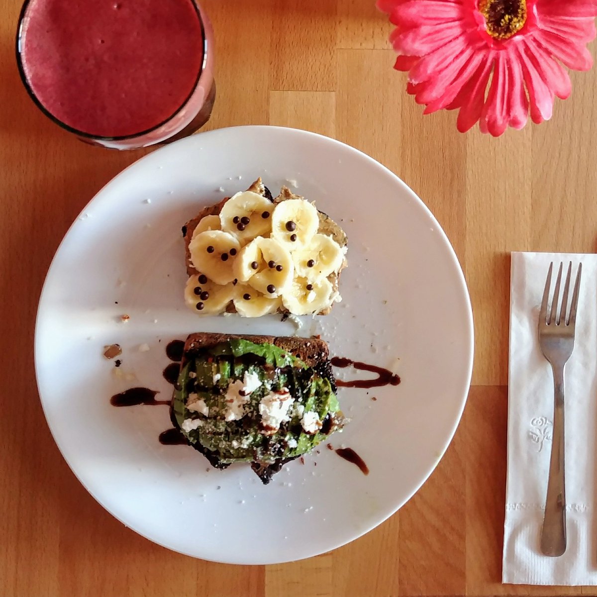ZEnergyDayCafe's tweet photo. The new breakfast of champions.
#LDNont #71king 100% vegan in the picture @nutsforcheese https://t.co/J9P26LB4k0