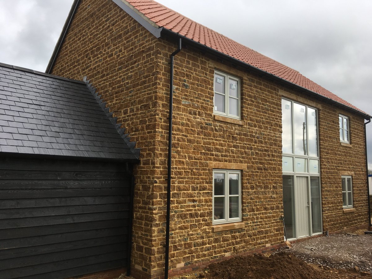 watsonandcox's tweet photo. Our Private Housing development in Mears Ashby is progressing well. Windows and doors are by @Rationel_UK We have used a mixture of aluminium clad and timber windows across the development #Plot3 #Northamptonshire #Newbuild https://t.co/ETXsbSxBEC