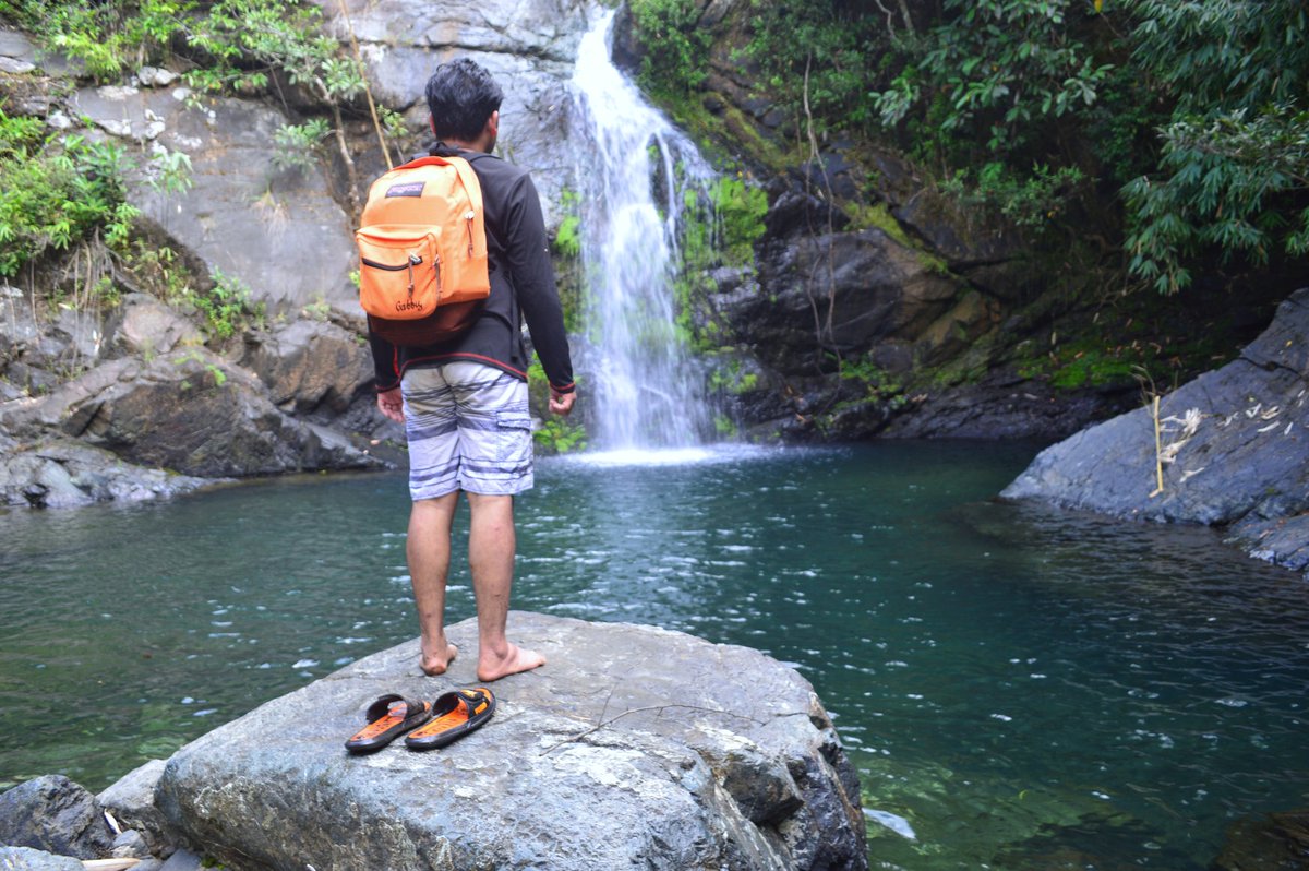 Going_Turista's tweet photo. Meet the cousin of "Dora the Explorer". Lmao!
-
-
-
-
#photooftheday #tarudakfalls #outdoorfun #Wanderer #travelpics #waterfalls #chasingwaterfallsph #SocialMedia 
>>>>> https://t.co/x6dqvFiJGH https://t.co/1vXh2ErE8R