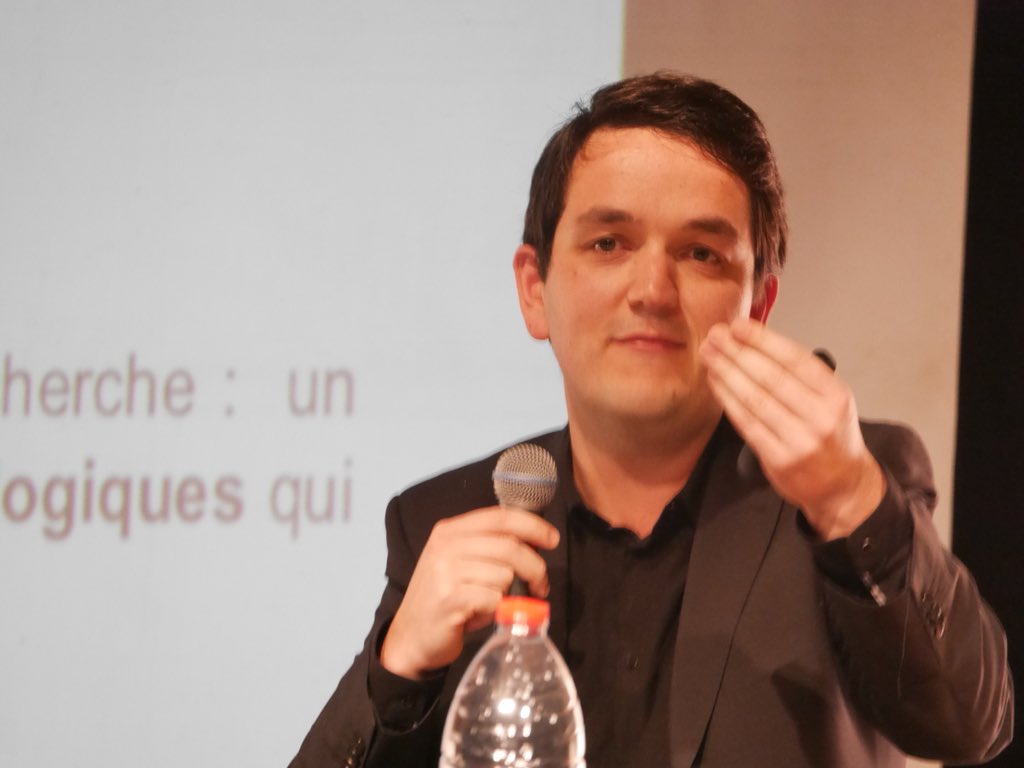 #OED2018 passionnante intervention de <a href="/C_Mabi/">clément mabi</a> : l’élu et le numérique