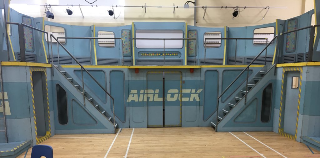 CoombeBoysDrama's tweet photo. Exciting times! Our #R2TFP set has arrived! Thanks to our Sixth Formers who have been brilliant in helping us to build our set today. 👏👏 https://t.co/xItlqRVUfF