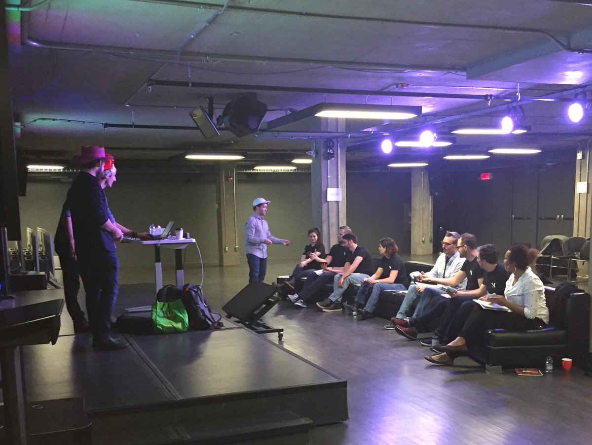UbisoftMTL's tweet photo. C’est aujourd’hui qu’a lieu le pitch final de la deuxième édition de la Série indie Ubisoft présentée par @banquenationale 🗣 Huit studios indépendants sont à Montréal pour présenter leur projet en développement à notre jury. Les gagnants seront dévoilés ce soir! https://t.co/lJrpdkVrx7