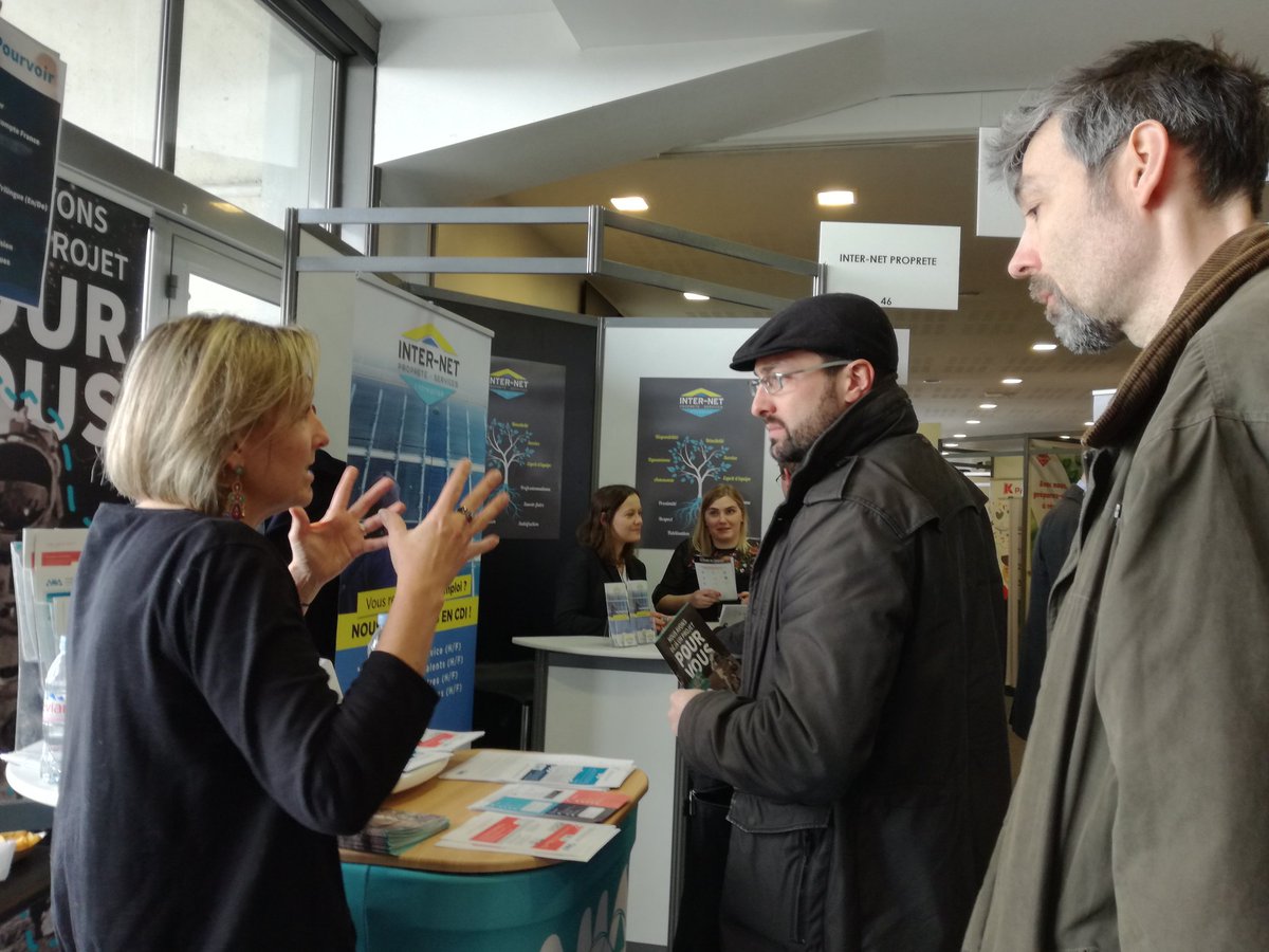 AMA_XPERTEYE's tweet photo. Helenaik RH R&D chez AMA vous partage au #RDB2018 stade de l'emploi stand 44 @staderennais cet après-midi les offres #i4EmploiR #job #recrute #developpeur #FrontEnd https://t.co/ecQvmjRNTn