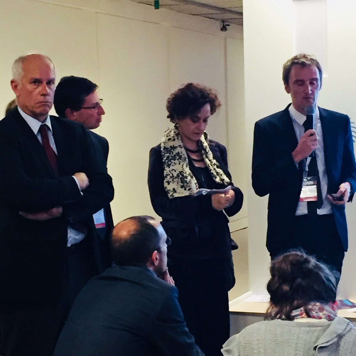 gpamenagement's tweet photo. #mipim2018 #PermisInnover : 141 dossiers retirés, 37  candidatures sur les enjeux de réversibilité, équipement des logements, réemploi, nouveaux matériaux. @Euromed_MRS @BxEuratlantique @gpamenagement mobilisés pour expérimenter #AMI #UnitedGrandParis https://t.co/Aa0KYcP8tU