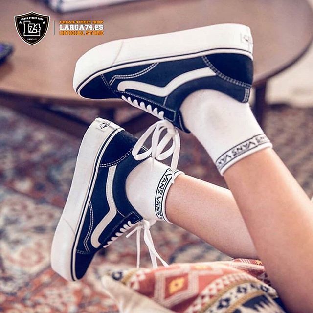larga74's tweet photo. Vans old skool plataforma disponibles en la shop!! #larga74 #vansplatform #oldskool #novedades #ss18 #shoes https://t.co/AtxVfNdDhJ https://t.co/M5wcyFfOpy
