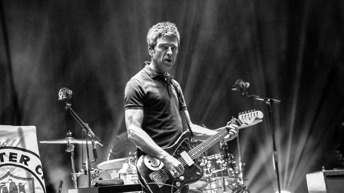 GillardsBakery's tweet photo. Noel Gallagher: "Coffee Shops Ruined Rock 'N' Roll" - Radio X https://t.co/26a2seHbJs #coffee #Bakery https://t.co/7GmLG0edRg