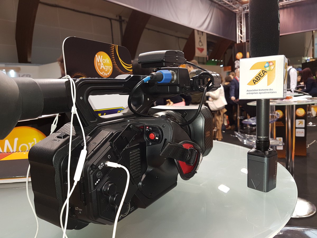 monsieurmedia's tweet photo. #tournage by la team MM sur le salon @CFIAexpo 2018 pour l'Association #Bretonne des entreprises #Agroalimentaires #ABEA #workinagro ... #Teaser https://t.co/W9awWnOVZY