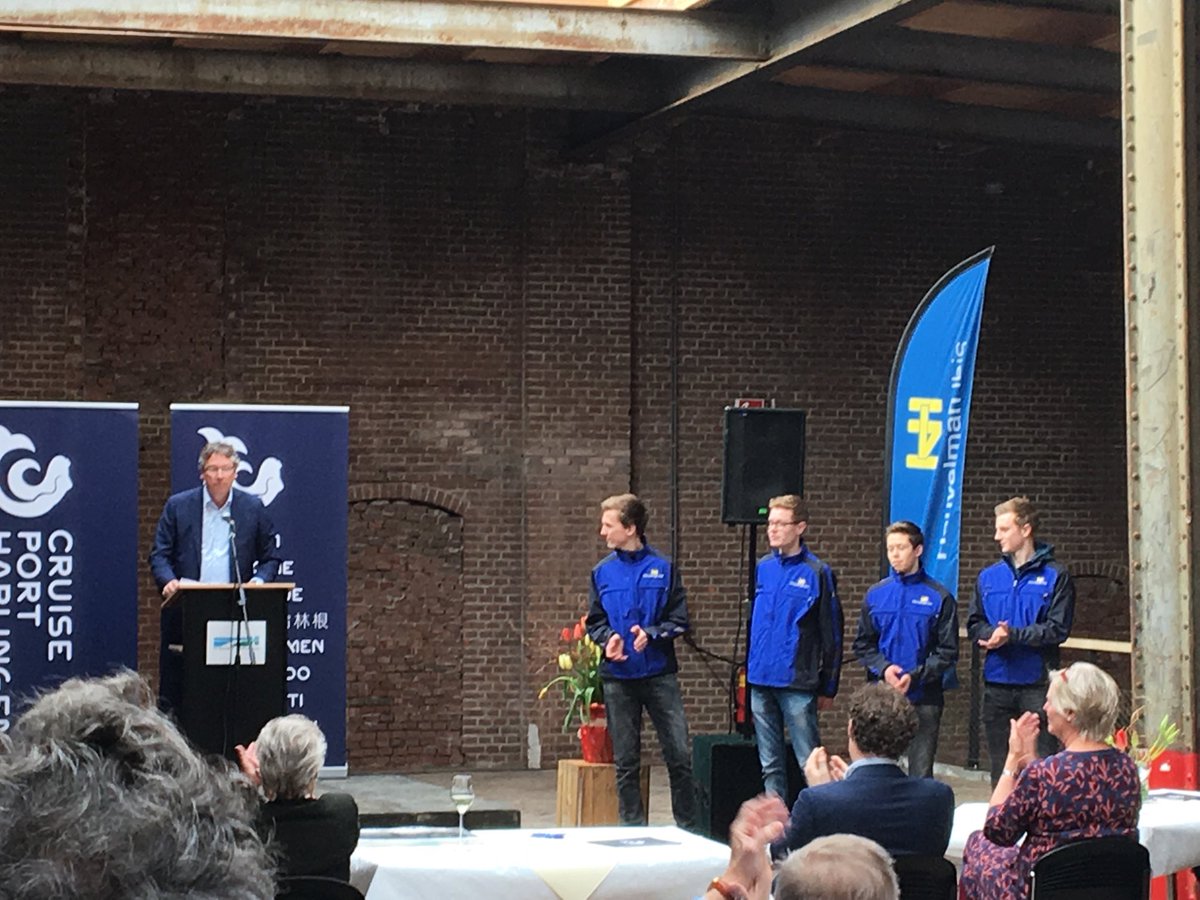 Trainees TSRH2018 gesponsord door Ibis Heuvelman bij opening steiger Willemshaven Harlingen #TSRH2018