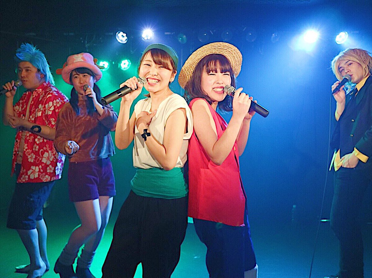 omusubiyade's tweet photo. 🌈ラストライブおわり🌈

おわっちまったぁぁあ〜〜！
ってことで！���々公開するぞ！！

①ライブ写真📸
みんなたくさんいい写真ありがとう！
・たのしそうにうたっとるなぁ
・ベーパかっこよ
・ウソペイ見切れた分サンディ顔うざ
・いい写なのにミロ目開けろ https://t.co/W3VWJOtGbw