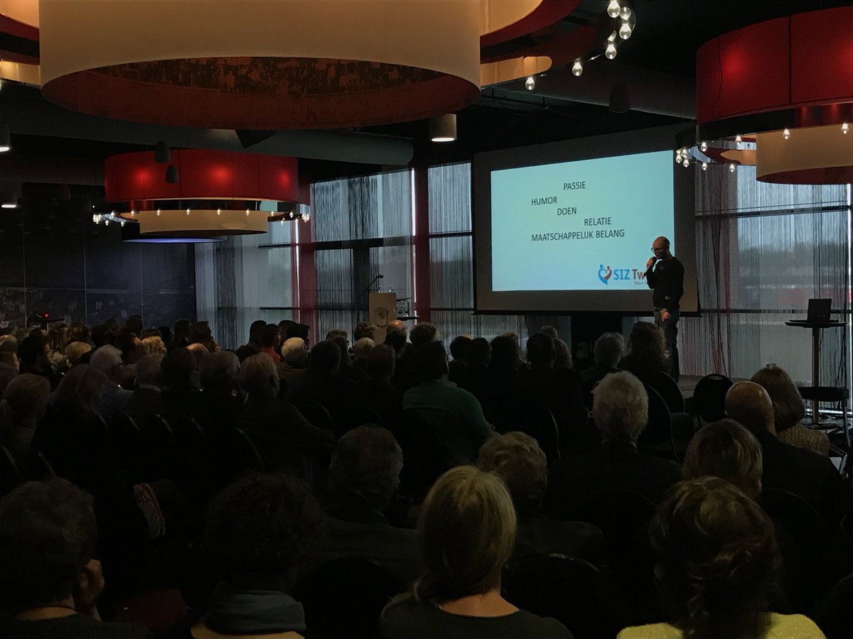 Bij het afscheid van <a href="/MarcelGarritsen/">Marcel Garritsen</a> van <a href="/SIZTwente/">SIZTwente</a>. Vanuit de collega’s jonge mantelzorgers worden de pijlers van SIZTwente benoemd. Passie is het allerbelangrijkste bij alles wat je doet! Mooie woorden voor Marcel en mooi afscheid!