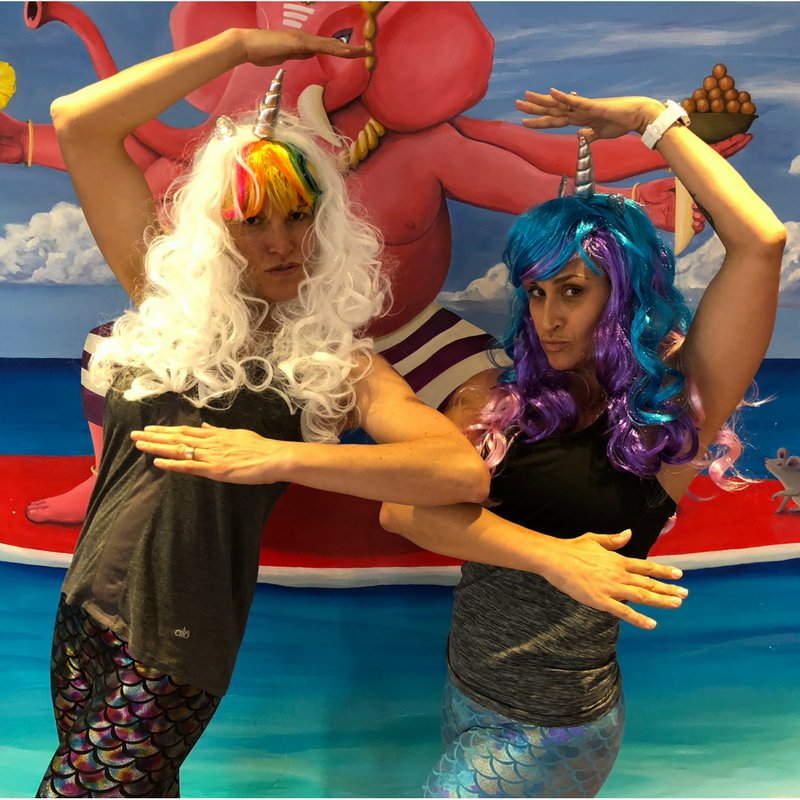 yogawithTali's tweet photo. Yikes! It's getting close! Every dollar counts whether it's a cheeky "Sink" vote or a lovely "Save" for Tali and Alex! Every vote is a winner for Bermuda's highschool kids Spirit of Bermuda program! Please join in the fun! https://t.co/fruJuT5R4c
#Bermuda #BermudaSloopFoundation https://t.co/t3F6Oxo54C
