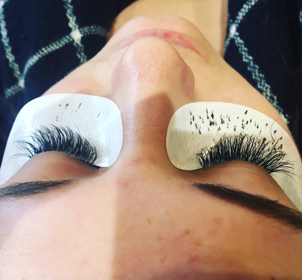 SparkandFlutter's tweet photo. TAHITIAN LASH EXTENSIONS 😍
-
-
-
#brentwood #essex #lashes #lashextensions https://t.co/a27SMEWzYZ