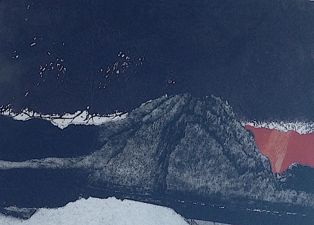 We are enjoying the sunshine in #petworthuk. We can't get enough of Jill Bray's abstract collage collagraph's.