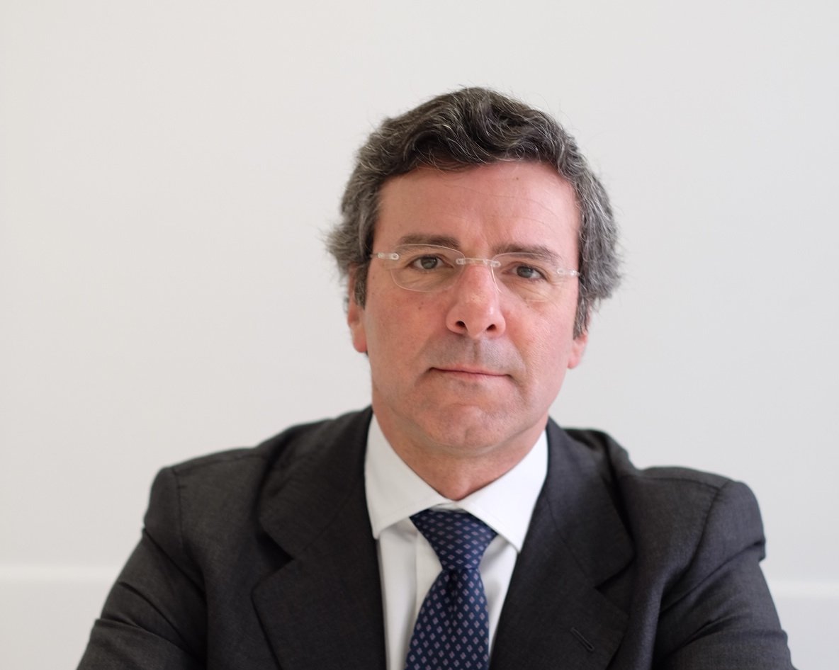 DailyRE's tweet photo. La gestione deve essere innovativa in ogni momento e deve avere al suo centro le persone, le dichiarazioni di Alessandro Pasquarelli di Yard al #ConvegniQI che si sta svolgendo a Cannes. https://t.co/Byvfelhsab