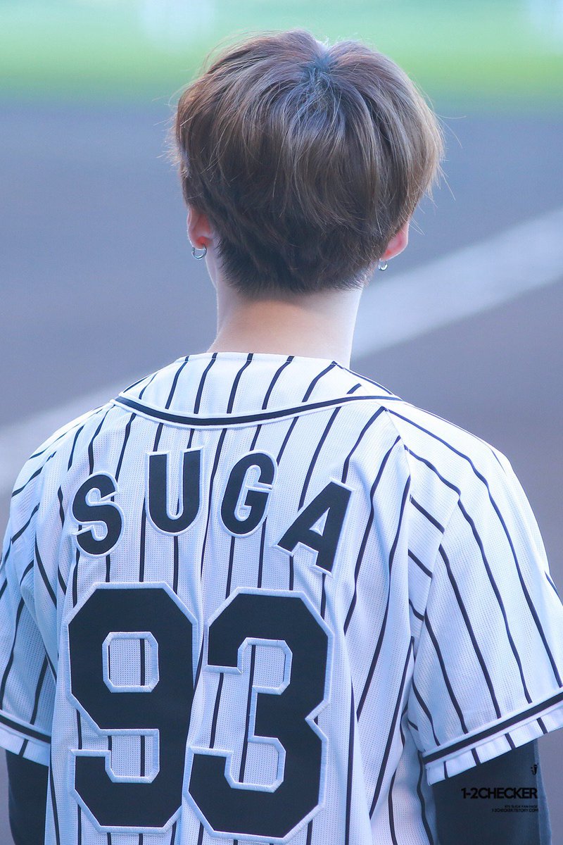 d2wings's tweet photo. remember when we were blessed with these boyfriend material pics of yoongi? https://t.co/aELnf7EbdJ