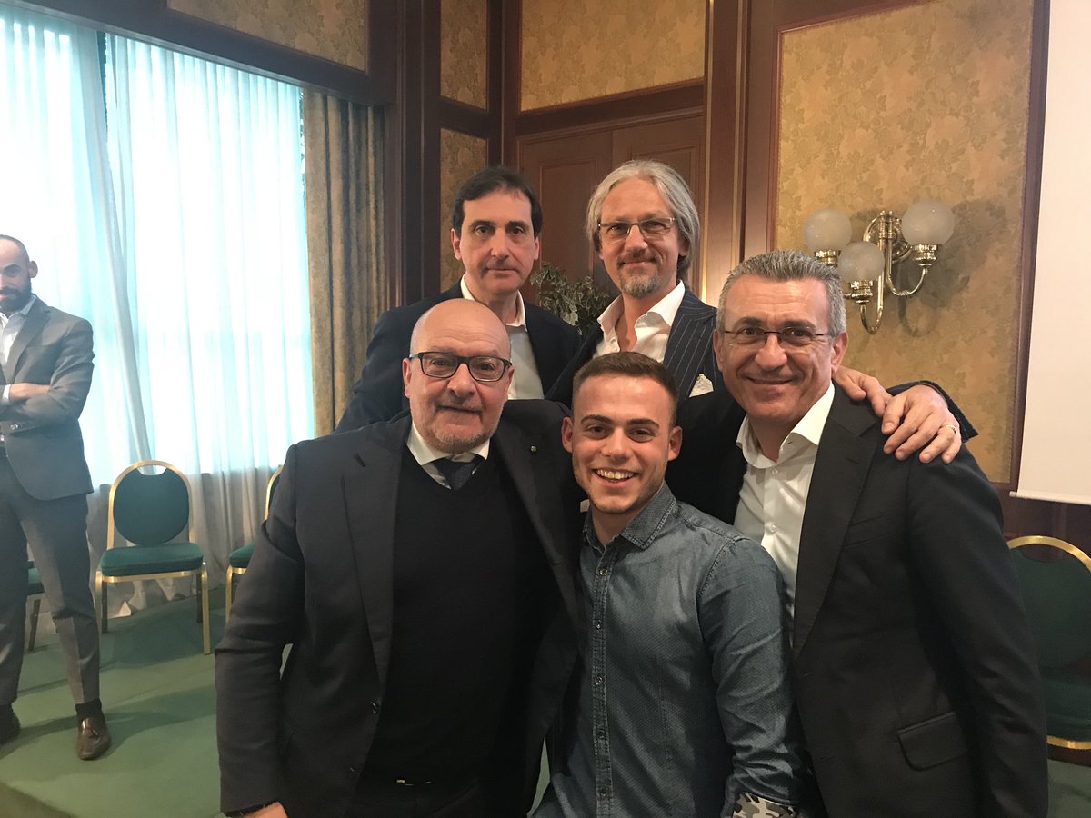 Fieri di averti conosciuto #andrea pusateri campione paraolimpico e grande Uomo! #engineering