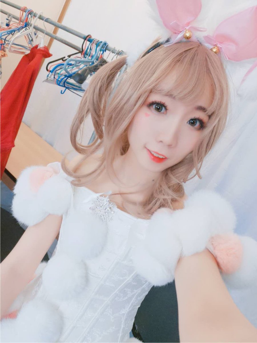 ann7qian's tweet photo. 🥕🐰兔子兔子兔🐰🥕你是我的胡萝卜嘛？ https://t.co/Q8kDCO5kFK