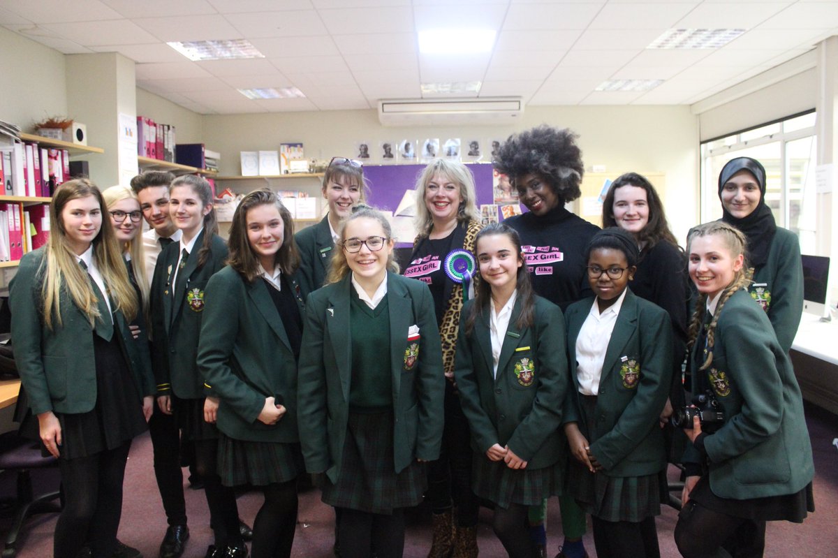 shsgmediacaps's tweet photo. @SHSGNewsReport #EssexGirlsLiberationFront @BBCSchoolReport https://t.co/dRxFejcr3l