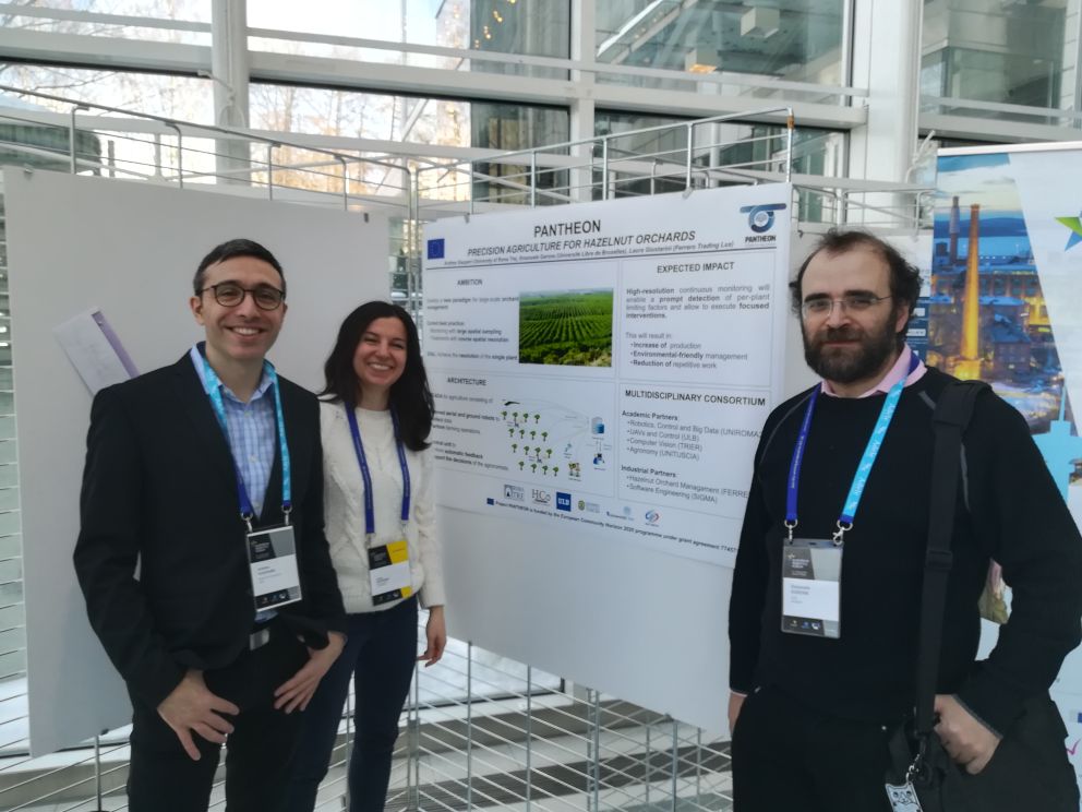 ProjectPantheon's tweet photo. The @ProjectPantheon  delegation at the European Robotic Forum @erf2018, Andrea Gasparri (@UnivRoma3 ), Laura Giustarini (@Ferrero_EU), Emanuele Garone (@ULBruxelles) https://t.co/yiQb2S8Deo