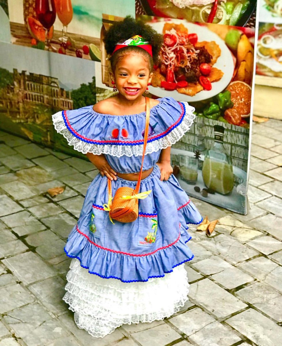LunionSuite's tweet photo. Morning smiles from this Haitian princess in Vietnam 🇻🇳 https://t.co/GP5lqfpdaT