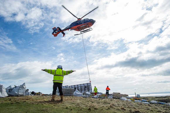 NLB_UK's tweet photo. Helicopter heavy lifting operations to remove equipment from Isle of May with NLV Pharos, March 2016 #ThrowbackThursday #isleofmay #lighthouses #heliops #servingthemariner https://t.co/kIYo02gaS5