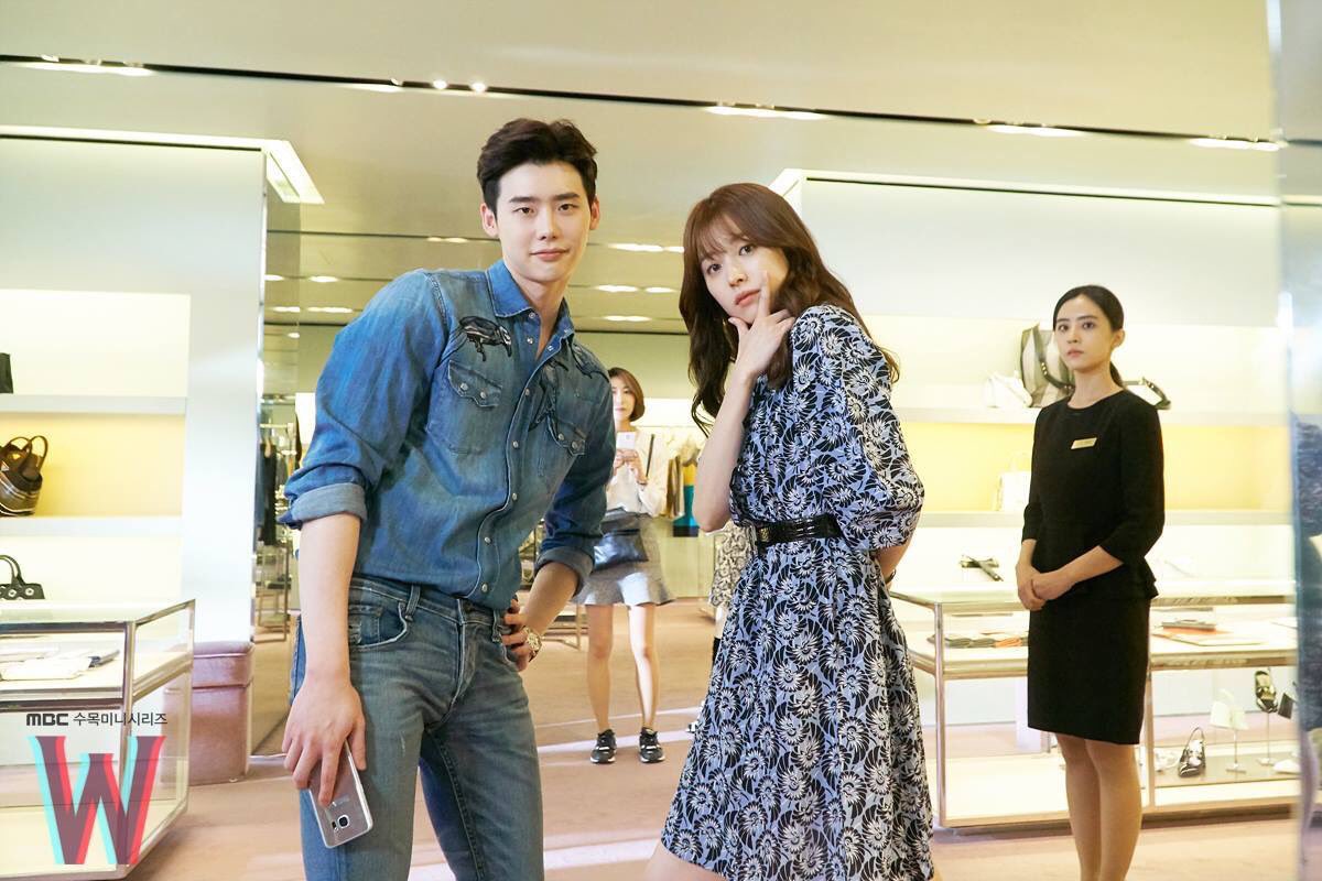 sleepless_noona's tweet photo. BTS #WFirstKiss https://t.co/oSDMRz4gWO