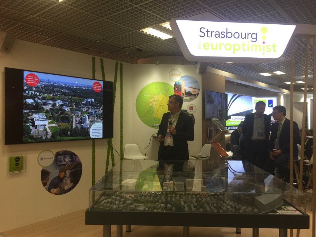 meyer_martine's tweet photo. #MIPIM : ça se passe sur le stand de l’#Eurométropole de #Strasbourg : présentation du Parc d’Innovation, le pôle technologique de tout un territoire ! @ISUnet @europtimist_eu @aeroport_sxb @seandel67 @ccialsace @eurodistrict https://t.co/vvIACsDtpS