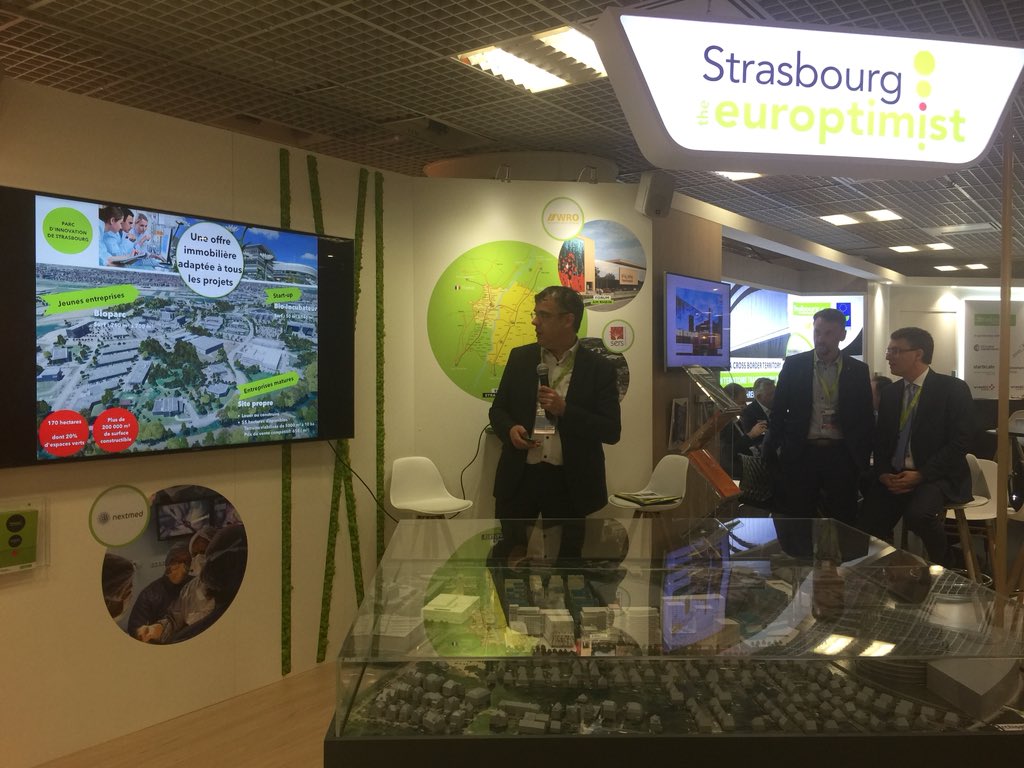 meyer_martine's tweet photo. #MIPIM : ça se passe sur le stand de l’#Eurométropole de #Strasbourg : présentation du Parc d’Innovation, le pôle technologique de tout un territoire ! @ISUnet @europtimist_eu @aeroport_sxb @seandel67 @ccialsace @eurodistrict https://t.co/vvIACsDtpS