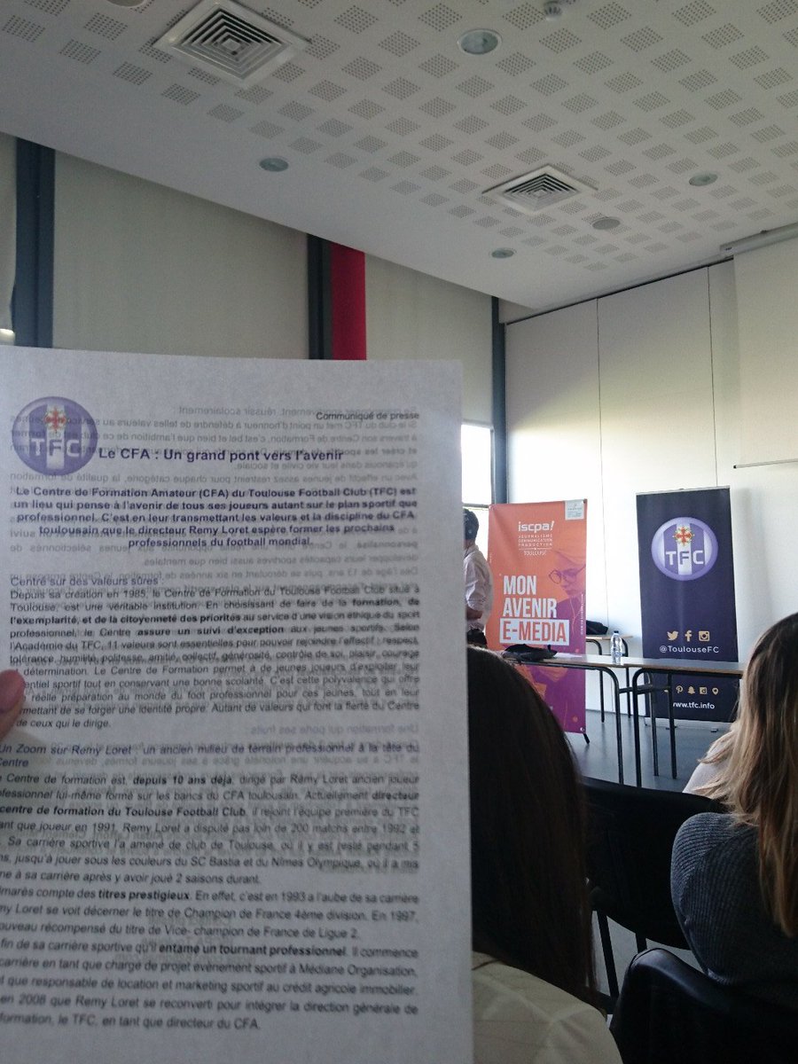 LuanaPaulineau's tweet photo. En direct de la conférence au centre de formation du TFC #ConfTFCISCPA
@GroupeIGS @iscpaToulouse @alehaaax https://t.co/j5xGN40V3T