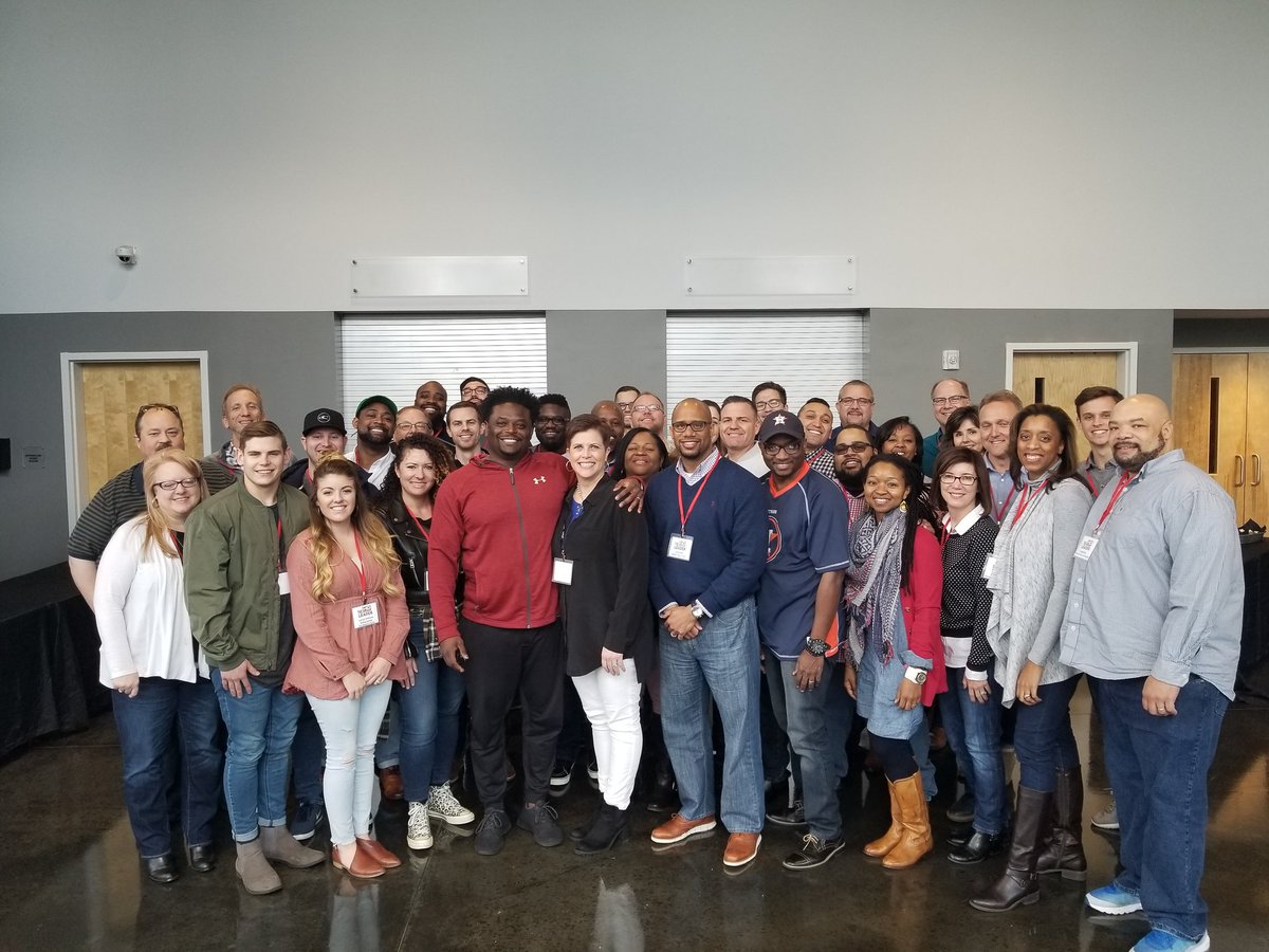 DerwinLGray's tweet photo. I'm still reveling in all the epicness Jesus did in and through our 6th @TheHDLeader Roundtable. 

We are taking applications for next #HDLeader Roundtable Sept 18-19. Apply today👇🏽👇🏻👇🏿👇

https://t.co/caYeLfvJZo https://t.co/yCsTx1BnhY