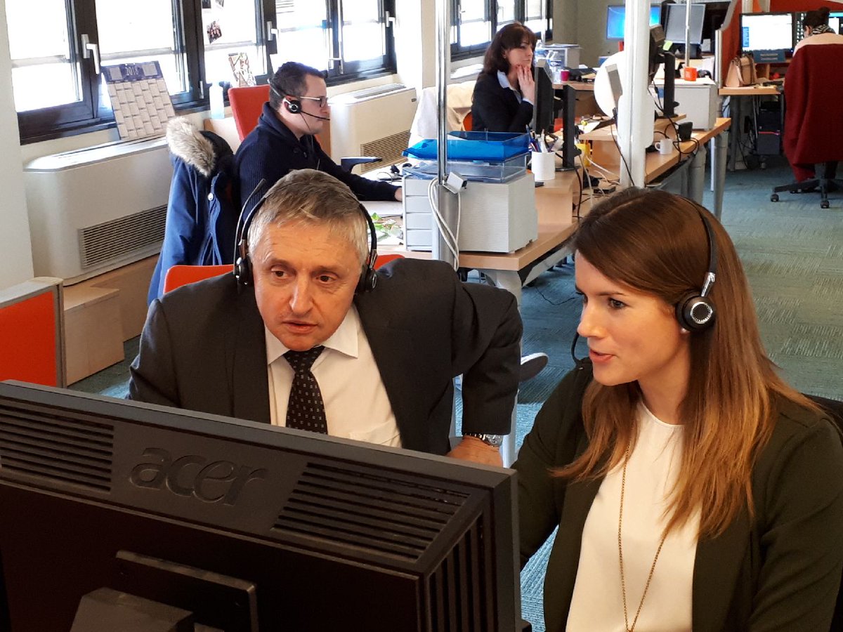 HenriLf's tweet image. En visite sur le Centre de #RelationClients Grand Paris Ouest. Bravo à nos conseillers EDF, tous basés en France, qui accompagnent nos #clients au quotidien avec #Engagement et professionnalisme, pour plus d’#EfficacitéEnergétique.