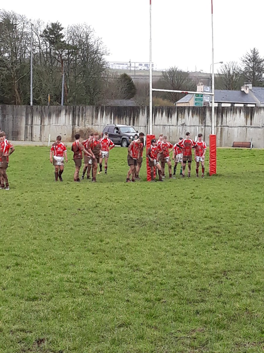 CBSRugbyCharlev's tweet photo. Hard luck to our under 16s who lost 20-19 against @SchullCollege in the semi final today.  A speedy recovery to Sean Canning who went off injured just before half time @CBSCharleville https://t.co/cTDlBVmcLR