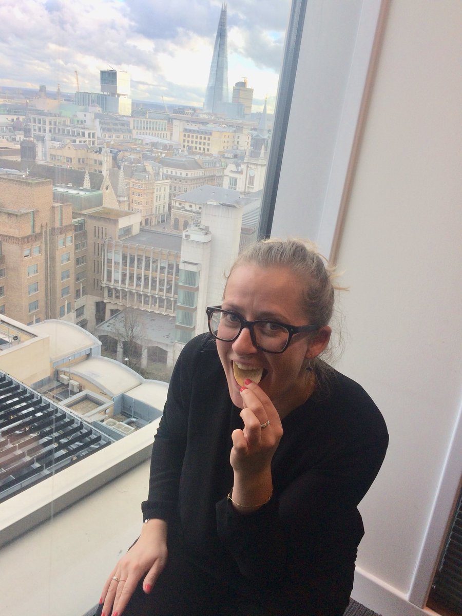 shellburrows's tweet image. #PringlesTakeaBite