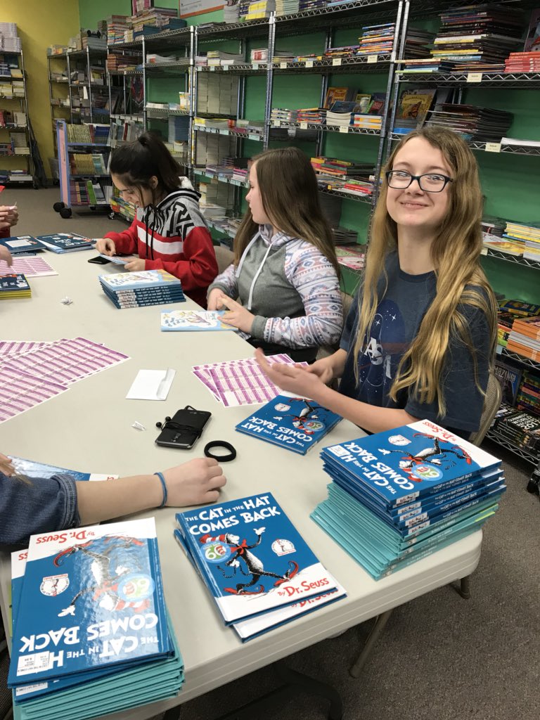 HNInteractClub's tweet photo. Interact working hard helping out the community! @KatesKart https://t.co/qkqhQg4iyH