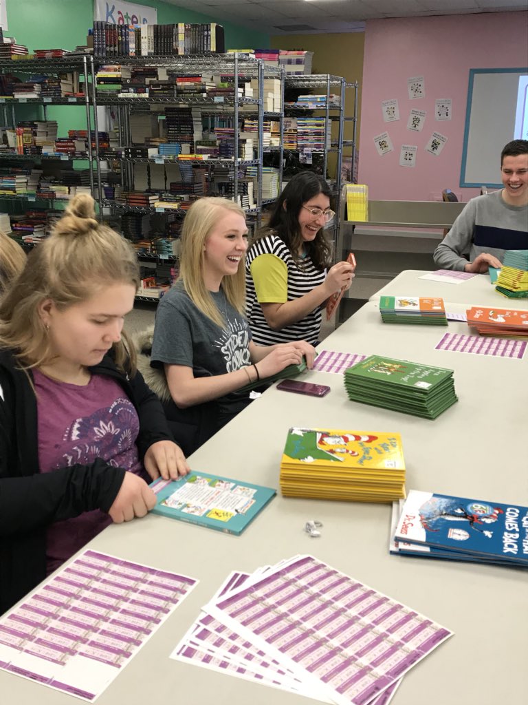HNInteractClub's tweet photo. Interact working hard helping out the community! @KatesKart https://t.co/qkqhQg4iyH