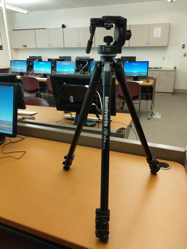 SCSNSportsNet's tweet photo. New tripods mean smoother camera movement for all future videos! https://t.co/Bm5qYrJsYm