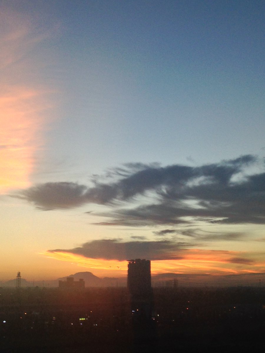 StevanyIFW's tweet image. Menunggumu Tak Berbatas Waktu ♥️ 
#listentonature #thelandiliveinlove #gadingserpong #negeriseribucafe #tangerang #banten #vivajava #bebliography #ifwquote #quote #IFW® #IndonesiaForTheWorld® #indonesiafortheworld #indonesiauntukdunia 🇮🇩