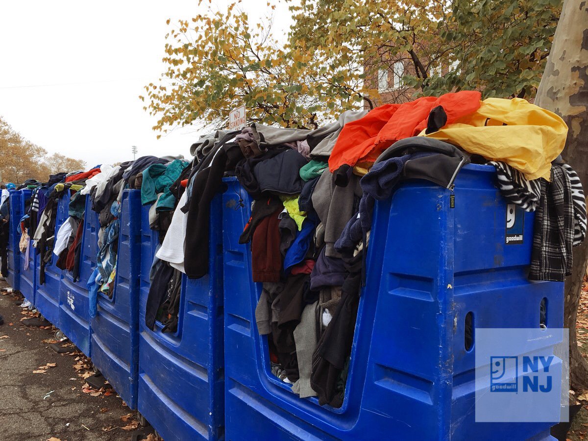 GoodwillNYNJ's tweet photo. We are thrilled to announce #GoodwillNYNJ is partnering again with @nyrr to collect clothing at the #UnitedNYCHalf on Sunday, March 18th!
Look for the blue bins. https://t.co/hee9IzpYKl