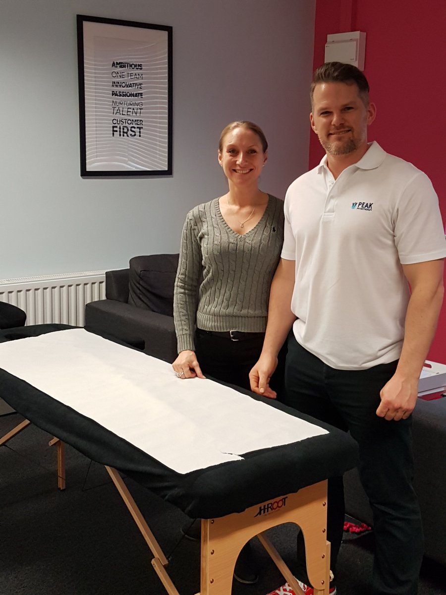 LifeatLeadTech's tweet image. We had the absolute pleasure of welcoming @peakphysiouk  into the office today who gave our team sports massages and physio advice. We can't wait to have them back! #lifeatleadtech #fitness #healthandwellness #fitspo #physioworld #physiotherapist #sportstherapy #healthylifestyle