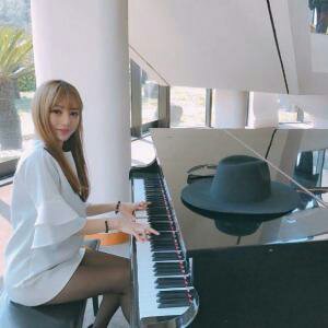 fengkie's tweet photo. OMG! Kamu harus melihat ini. #BIGOLIVE.  
https://t.co/CDg00M5JdU https://t.co/1uUr072CNj
