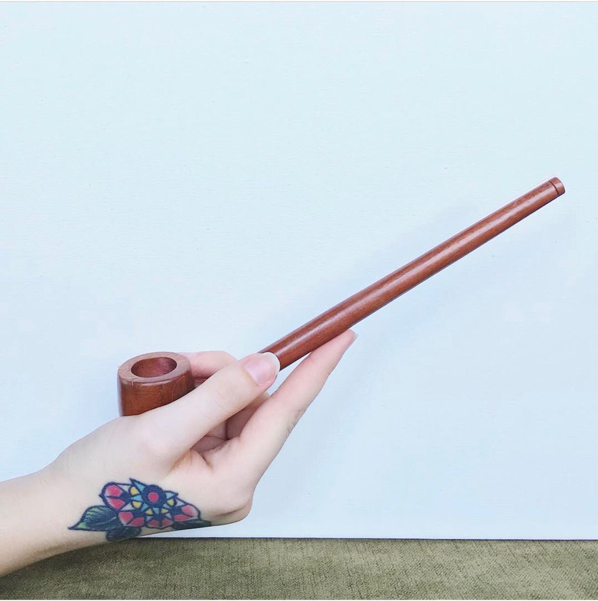 BOBHQ's tweet photo. Such fun wooden pipes! Definite #Gandalf vibes ❤️🌿🔮 tag a friend who'd look great using this woodland piece!!! .
.
This one is 8" long, we also have a shorter 5" mini Gandalf pipe https://t.co/SrgVqbcLPJ
