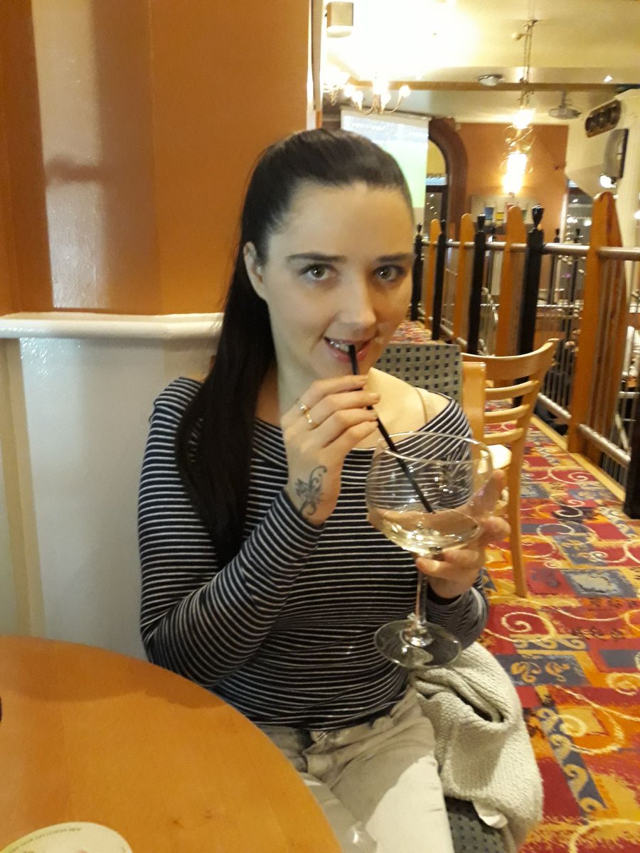 PixieeLittle's tweet photo. All done in Manchester for the day, come see me tomorrow!Xxx https://t.co/zPPHtHQxcr