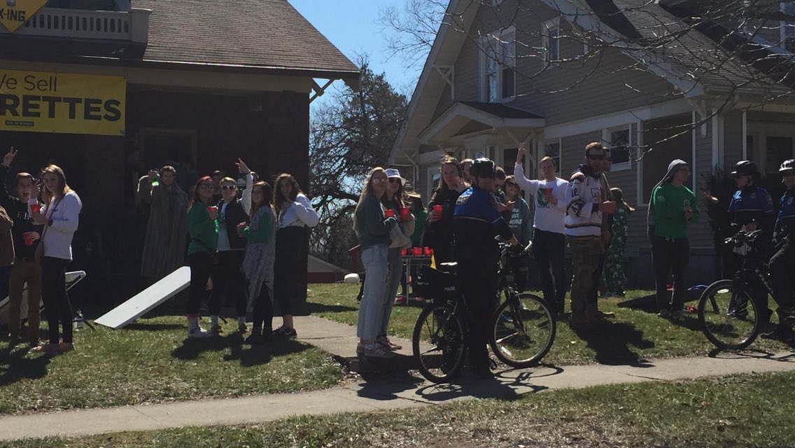 OxfordOhioPD's tweet photo. They started blaring the COPS theme song on loud speaker as Officers were riding by. They wanted our attention, and they got it!...in the form of a civil citation for Noise Restrictions. Several Officers were out &amp; about on bike patrol today🚲 https://t.co/0zfjzc5saN