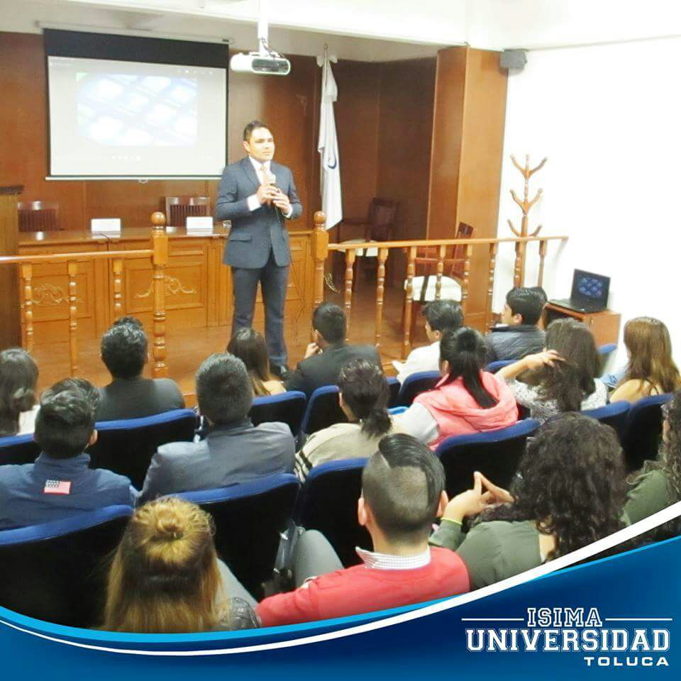 Muchas gracias por la invitación a esta charla estudiantil. #Comunicación #periodismo. @isimaoficial