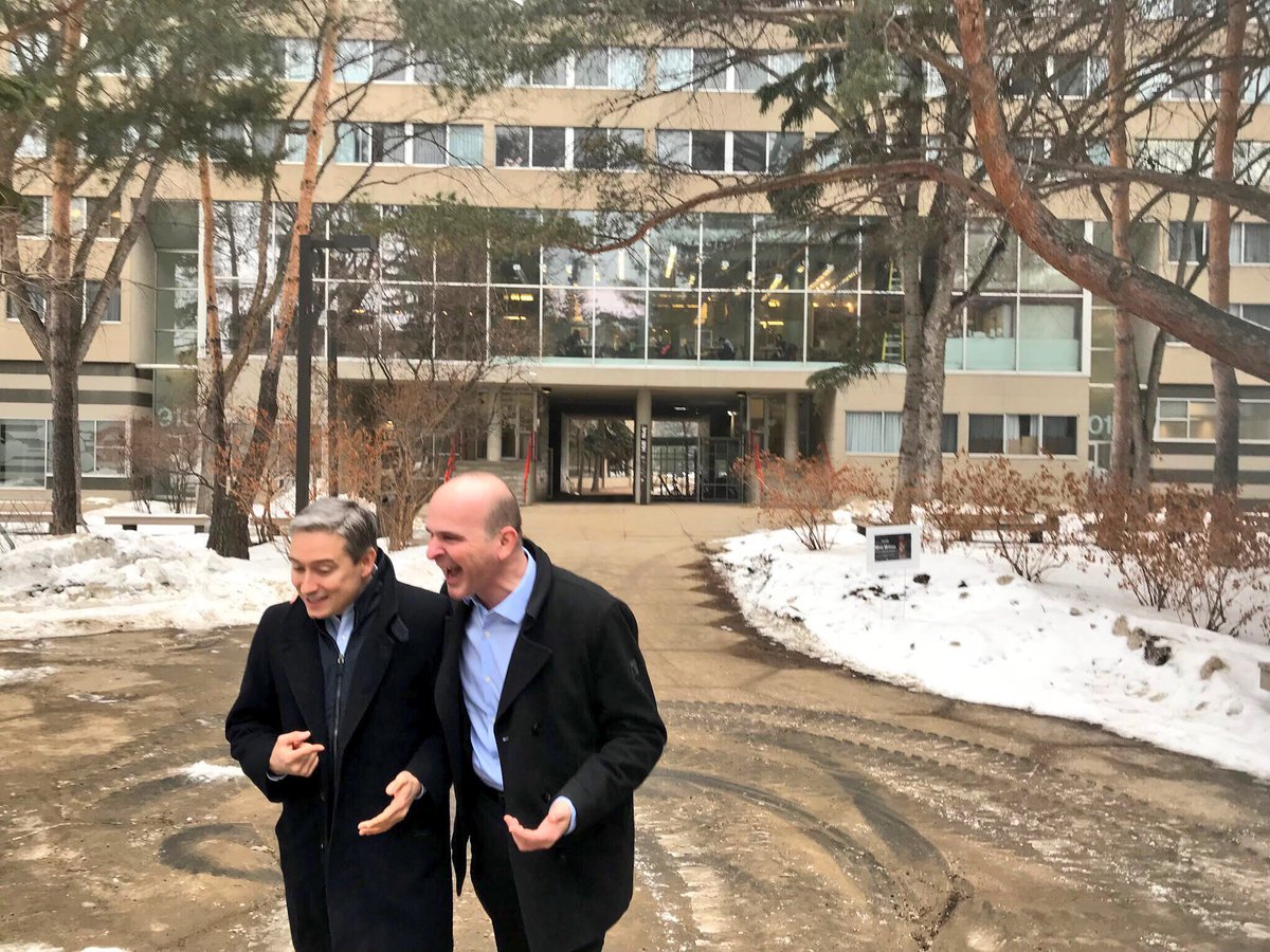 FP_Champagne's tweet photo. I love my discussions with students! The future entrepreneurs from @ualbertabus had great energy this morning and plenty to contribute to our conversation on international trade. Thanks @R_Boissonnault for the invite! #ualbertaMBA https://t.co/sMe74qu4gO