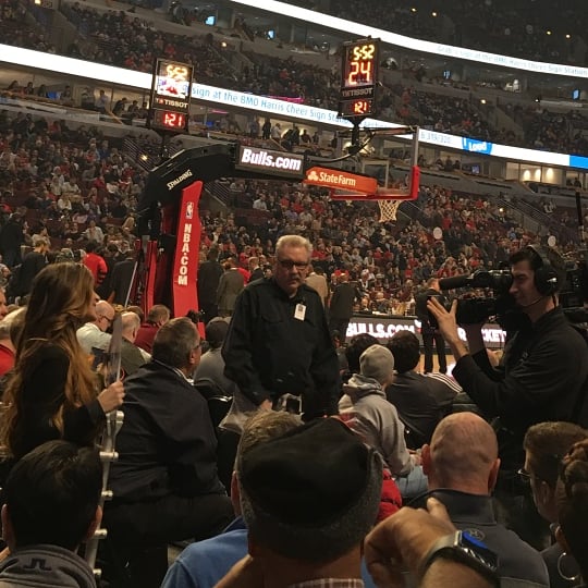 DJAMPMchicago's tweet image. Jumbotron ThrowBack/Turnup Reminder 🎧12PM #djampm #MIDDAYMIXATNOON @power92chicago w bae @radiomaha #ListenEverywhere!!! 📻🔊🔊🔊 92.3FM ▶power92chicago.com #power92app 🔥🔥🔥 PS -going to a bulls game? Make a sign in section 115 before the game!