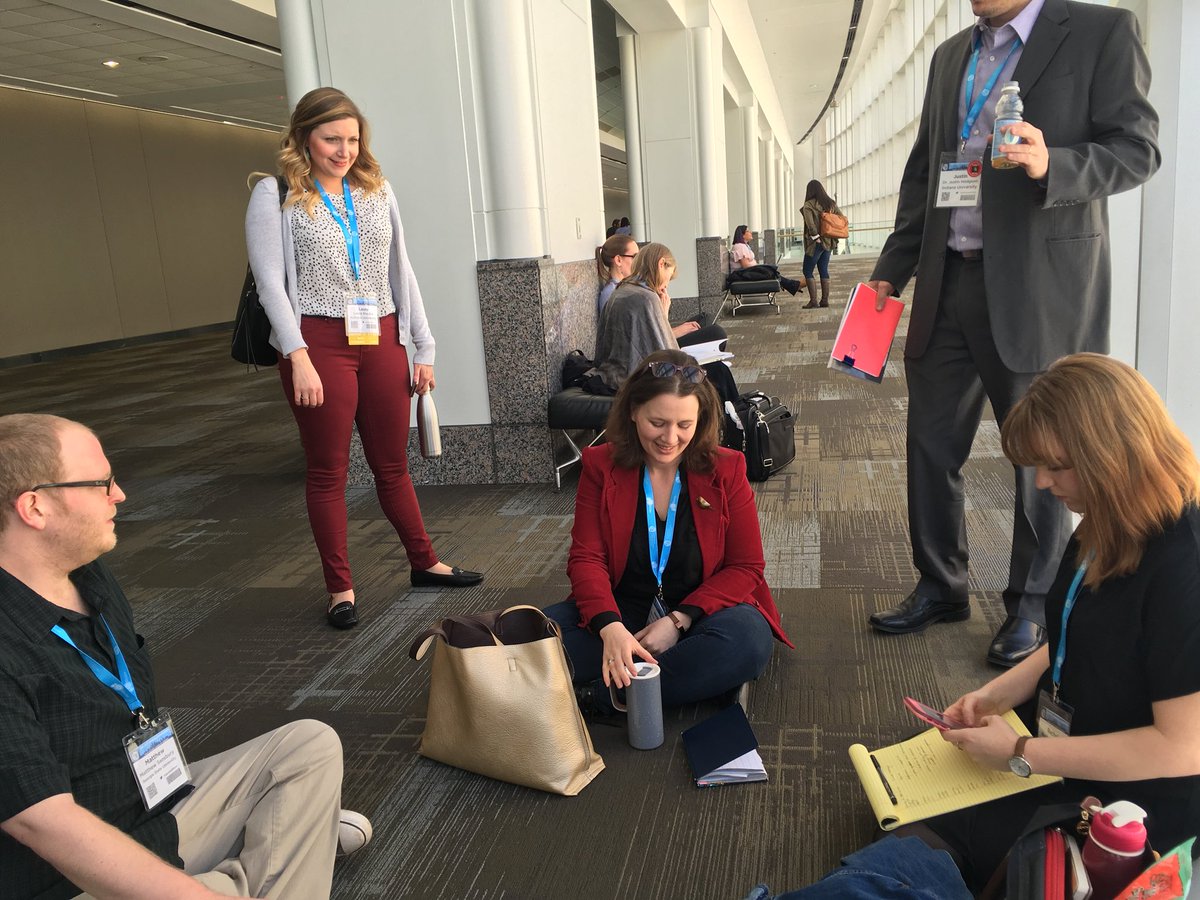 meganfire's tweet image. Meeting of the Grad Student Standing Group Executive committee before our Grad Identity panel #4c18
