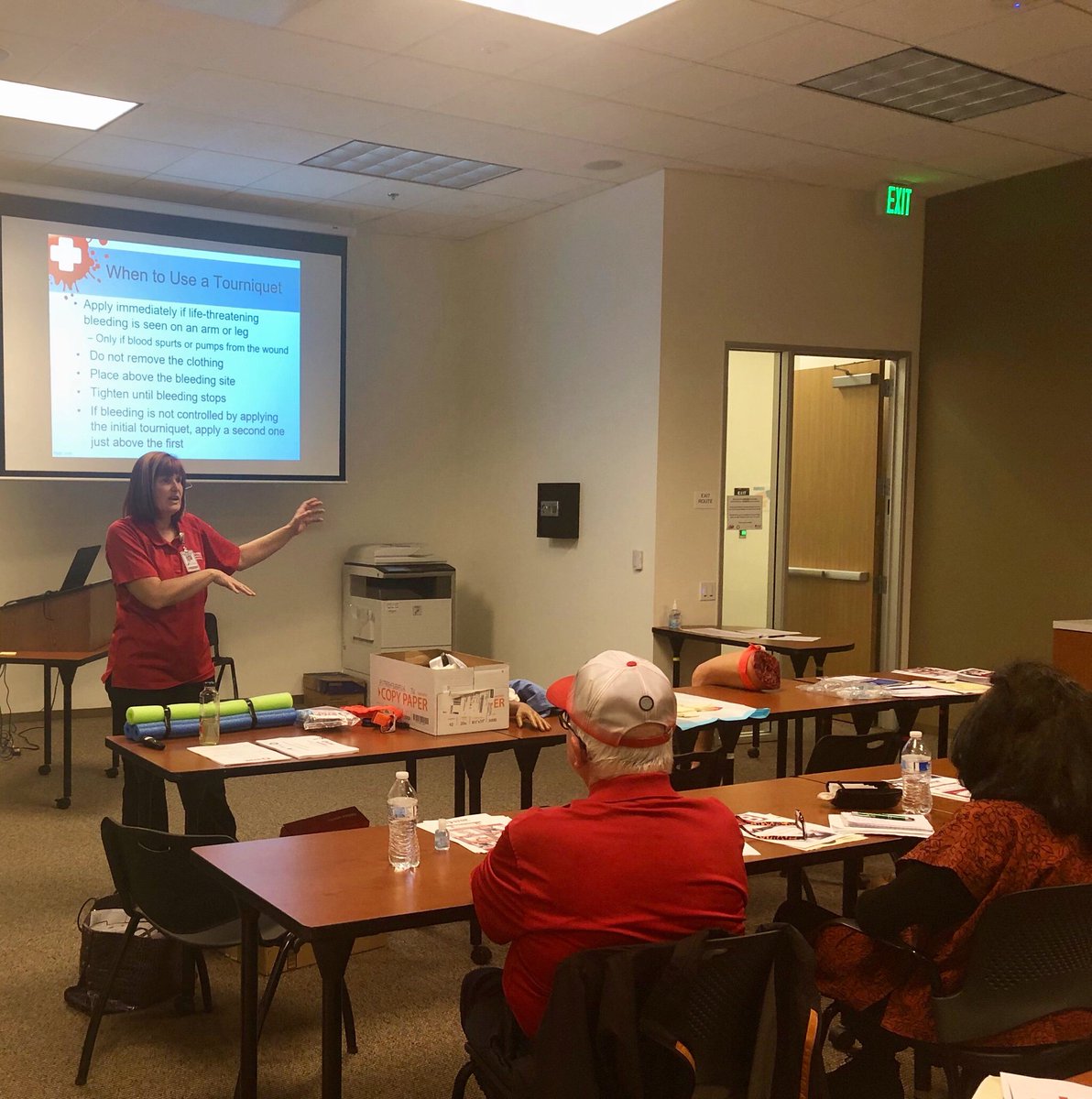 RIVCOCERT's tweet image. Nurse Wendy Mceun @RiversideHospCA teaches EMD volunteers to #StopTheBleed #SaveALife RivCoReady.org