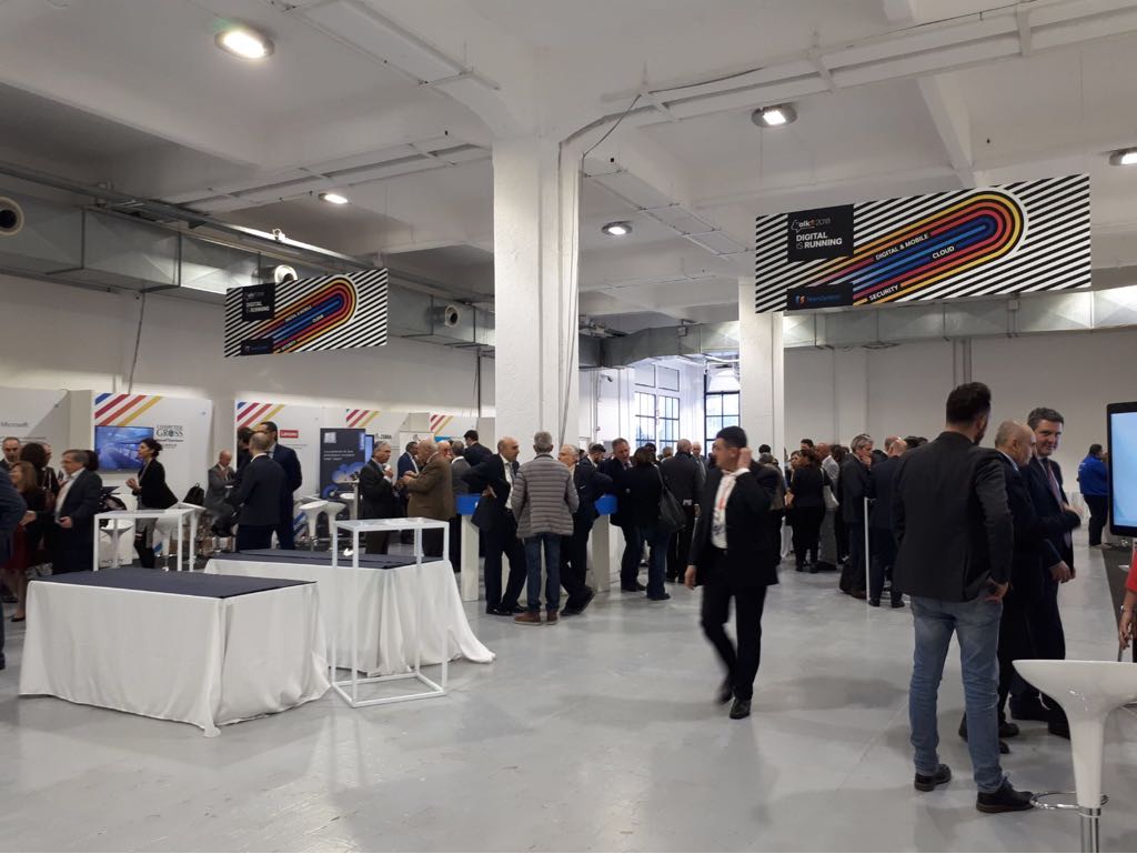 KingstonTechBiz's tweet photo. A great second day at #TeamSystem TalkS2018 #digitalisrunning. Thanks for coming to our stand with @stefi_kingston and also thanks to @ITDISTRIBUZIONE for being part of our #itsecurity team. And always remember to stay safe and secure. https://t.co/BuUSxwbEsP